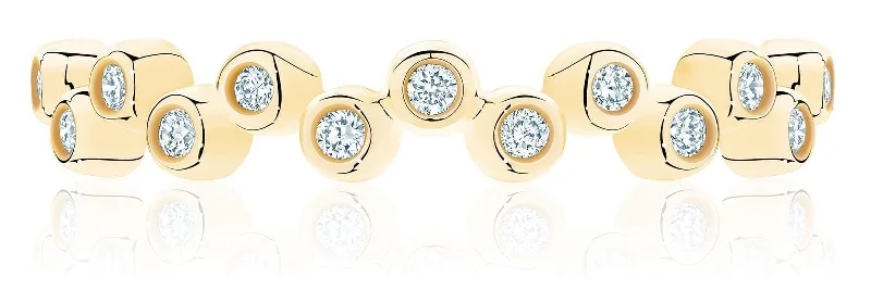 Women's Diamond Rings with Sapphire Accents in Blue for a Colorful and Sophisticated TouchYellow Gold Diamond Ring