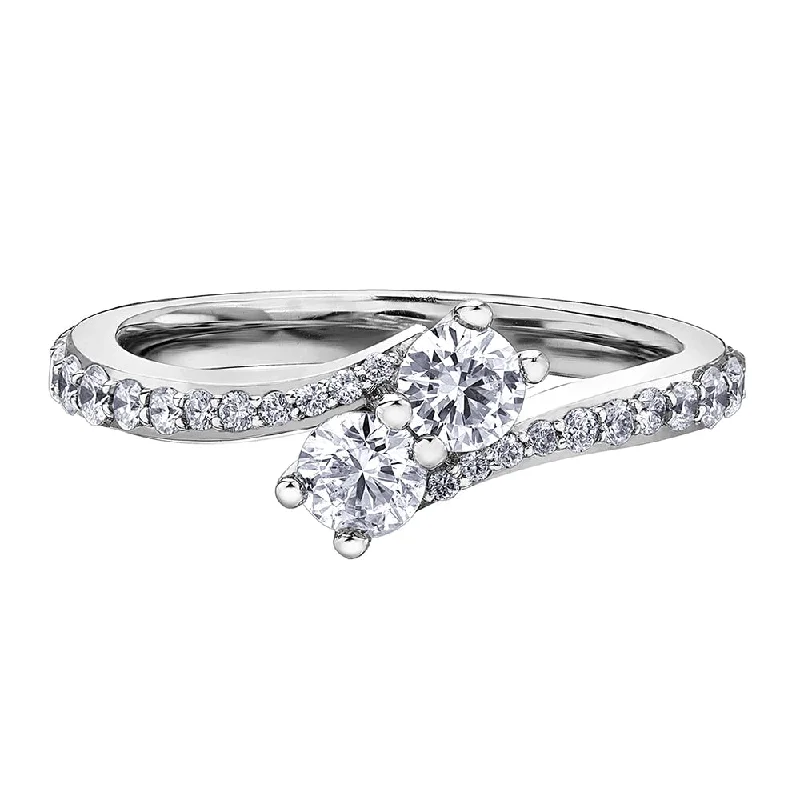 Adjustable Women's Diamond Rings with a Flexible Band for a Comfortable and Custom FitAccented Toi-Et-Moi Diamond Ring