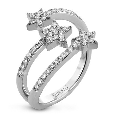 Tennis - Style Women's Diamond Rings with a Continuous Row of Diamonds for a Classic and Versatile LookRight Hand Ring in 18k Gold with Diamonds