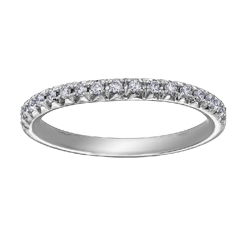 Cluster - Style Women's Diamond Rings with Multiple Small Diamonds Arranged in a Stunning PatternClassic Tides of Love Matching Diamond Band