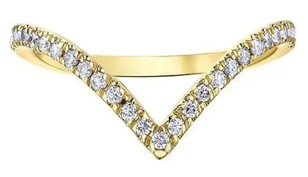 Pear - Shaped Women's Diamond Rings in Yellow Gold with a Single - Diamond Pendant LookYellow Gold Diamond Ring.