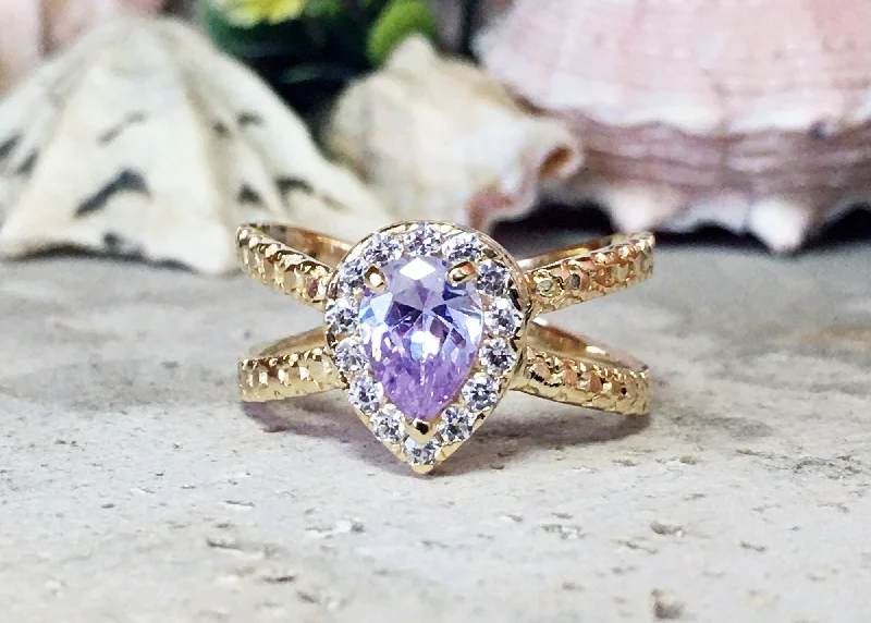 Amethyst Gemstone Rings in Sterling Silver with a Halo of Cubic Zirconia for a Budget - Friendly LuxuryLavender Amethyst Ring - Statement Engagement Ring with Pear-Shaped Lavender Amethyst Gemstone and Clear Quartz Halo