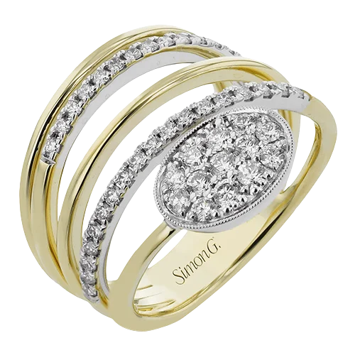 Tennis - Style Women's Diamond Rings with a Continuous Row of Diamonds for a Classic and Versatile LookRight Hand Ring in 18k Gold with Diamonds