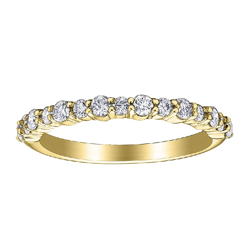 Cluster - Style Women's Diamond Rings with Multiple Small Diamonds Arranged in a Stunning PatternEternal Flames Canadian Diamond Band