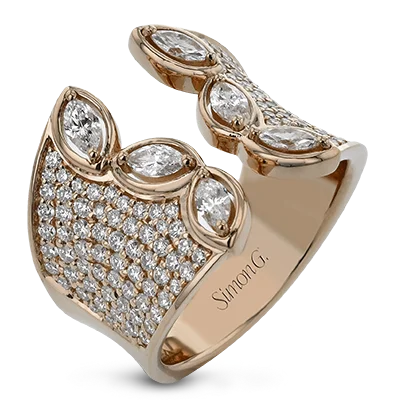 Halo - Style Women's Diamond Rings with a Center Diamond Surrounded by Smaller Diamonds in 18K GoldRight Hand Ring in 18k Gold with Diamonds