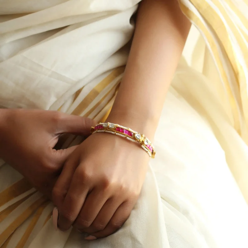 Vintage - Inspired Bangle Bracelets with Filigree and Rhinestone AccentsSilver Gold Plated Red Jadau Bangle ( Single)