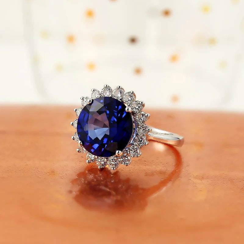 Aquamarine Gemstone Rings in 9K Gold with a Bezel Setting for a Modern and Secure FitAuriya 18k Gold 7ct Royal Blue Sapphire Halo Diamond Engagement Ring 1ct TDW