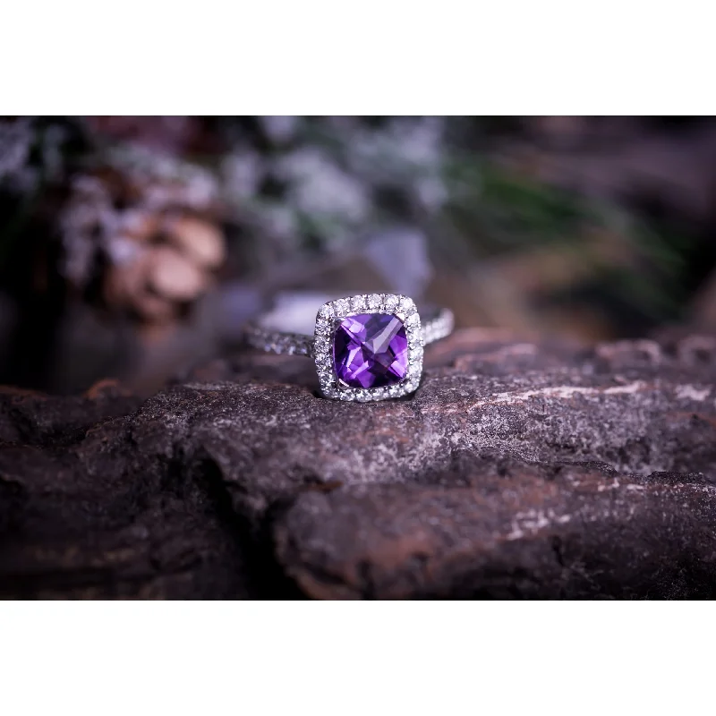 Malachite Gemstone Rings in 14K Gold with a Carved Stone for a Unique and Artistic AppealAuriya 3/4ct Cushion-cut Purple Amethyst and Halo Diamond Engagement Ring 1/2cttw 14k Gold