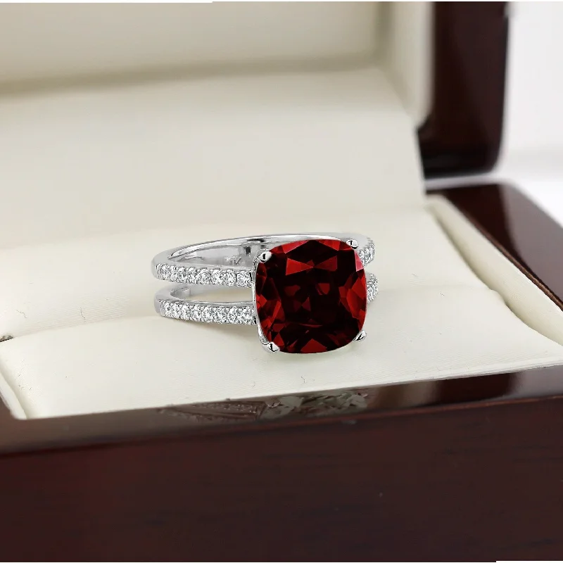 Garnet Gemstone Rings in 18K Gold Vermeil with Intricate Engravings for a Traditional AestheticAuriya Modern 5ct Cushion-cut Garnet and Diamond Engagement Ring 1/4cttw 14k Gold