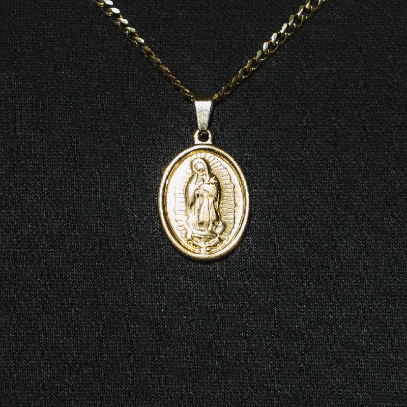 Vintage - Reproduction Cameo Pendant Necklace in Brass for Retro - Style LoversVirgin Mary Pendant 18k Gold